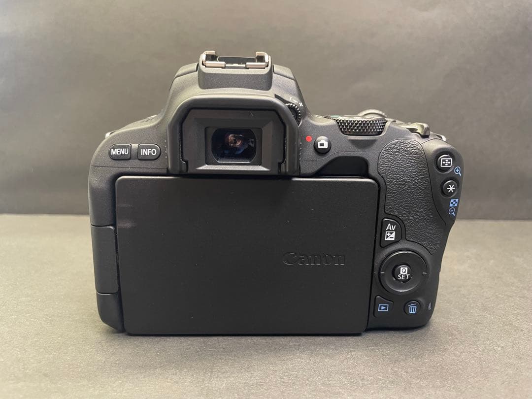 Canon EOS Kiss X9 レンズ2本付きセット