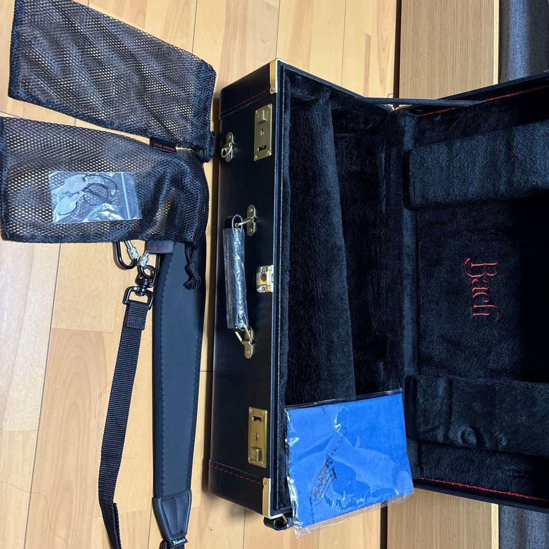 Bach 純正 トランペットケース