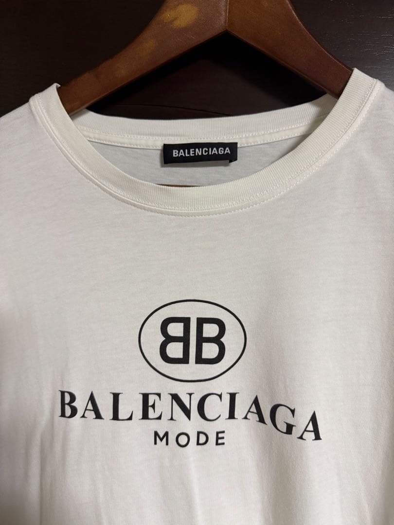 BALENCIAGA ホワイト Tシャツ