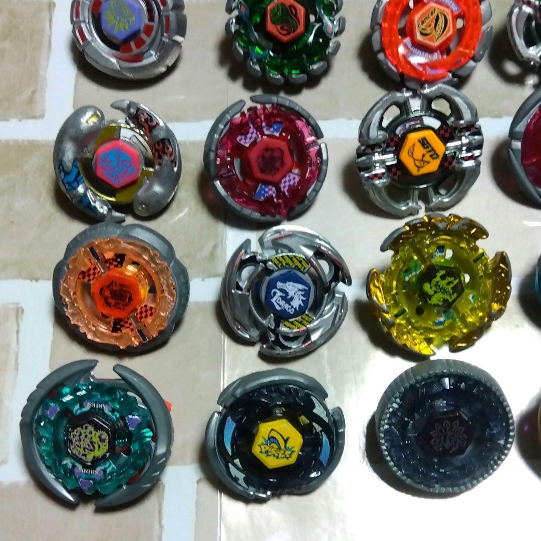 メタルファイトベイブレード　３５個　まとめ売り