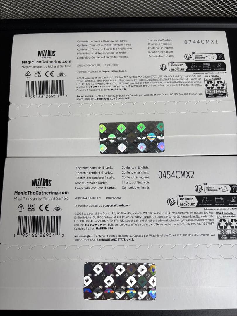 MTG【Foil】Artist Series: Rovina Cai