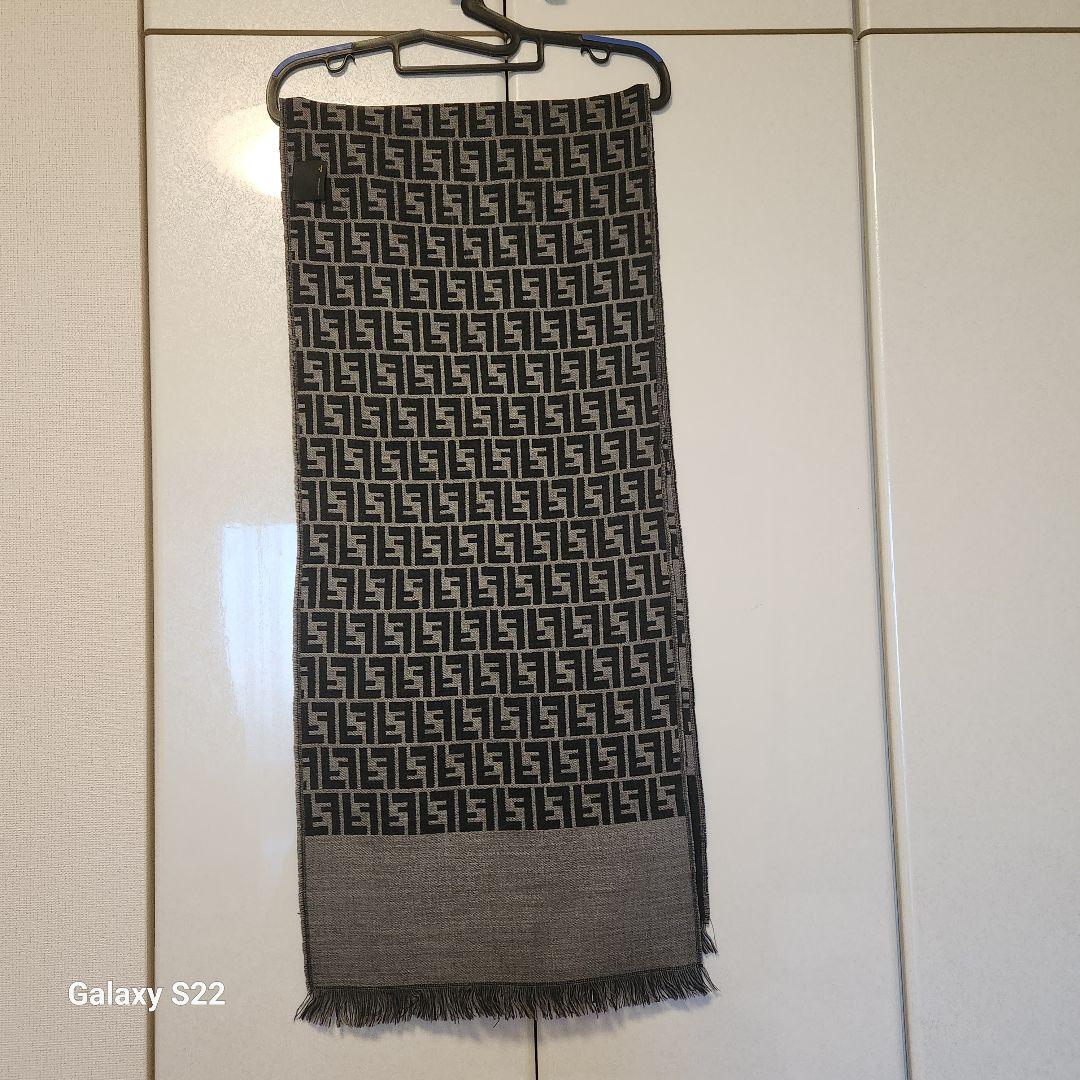 Fendiズッカ柄 ロゴパターン マフラー グレー/ブラック