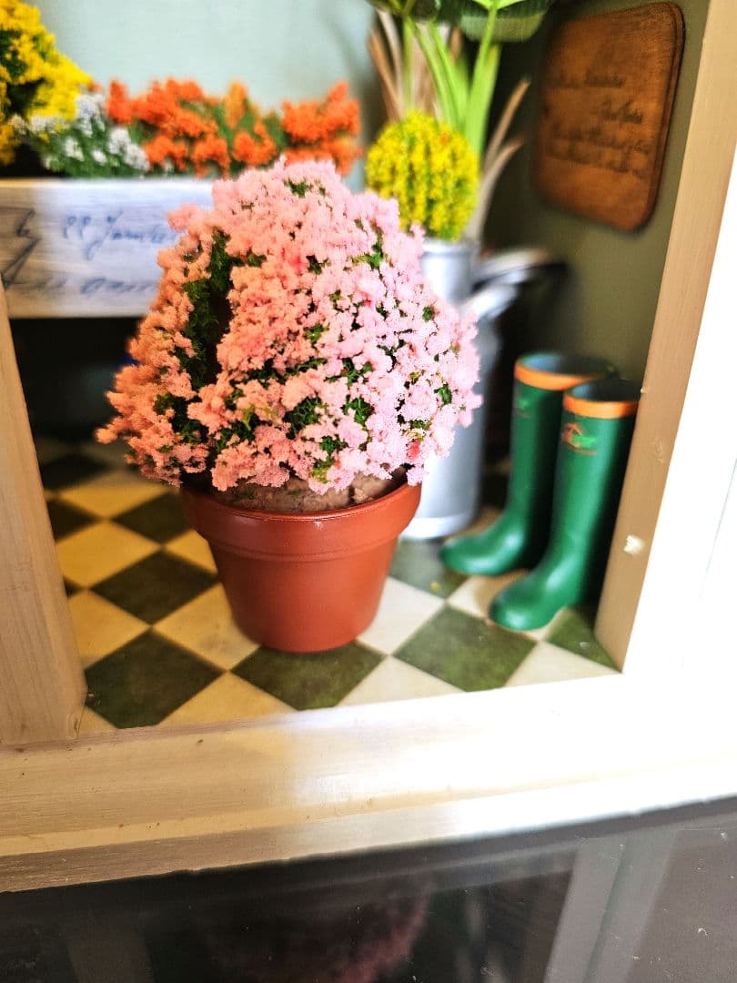 ミニチュア★ドールハウス ★ナチュラルな花屋さん★Hです