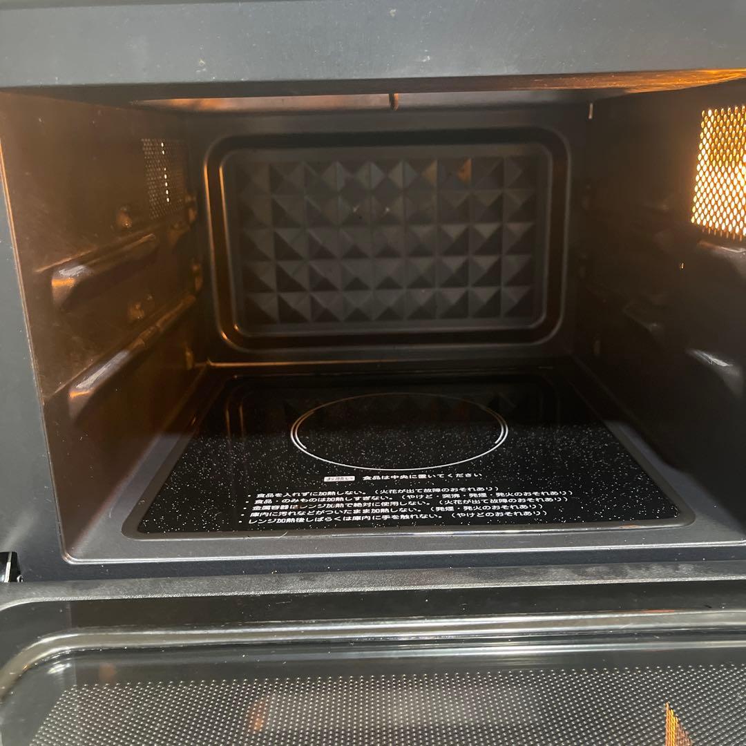 2022年製　iris ohyama オーブンレンジ　MO-F1807-W