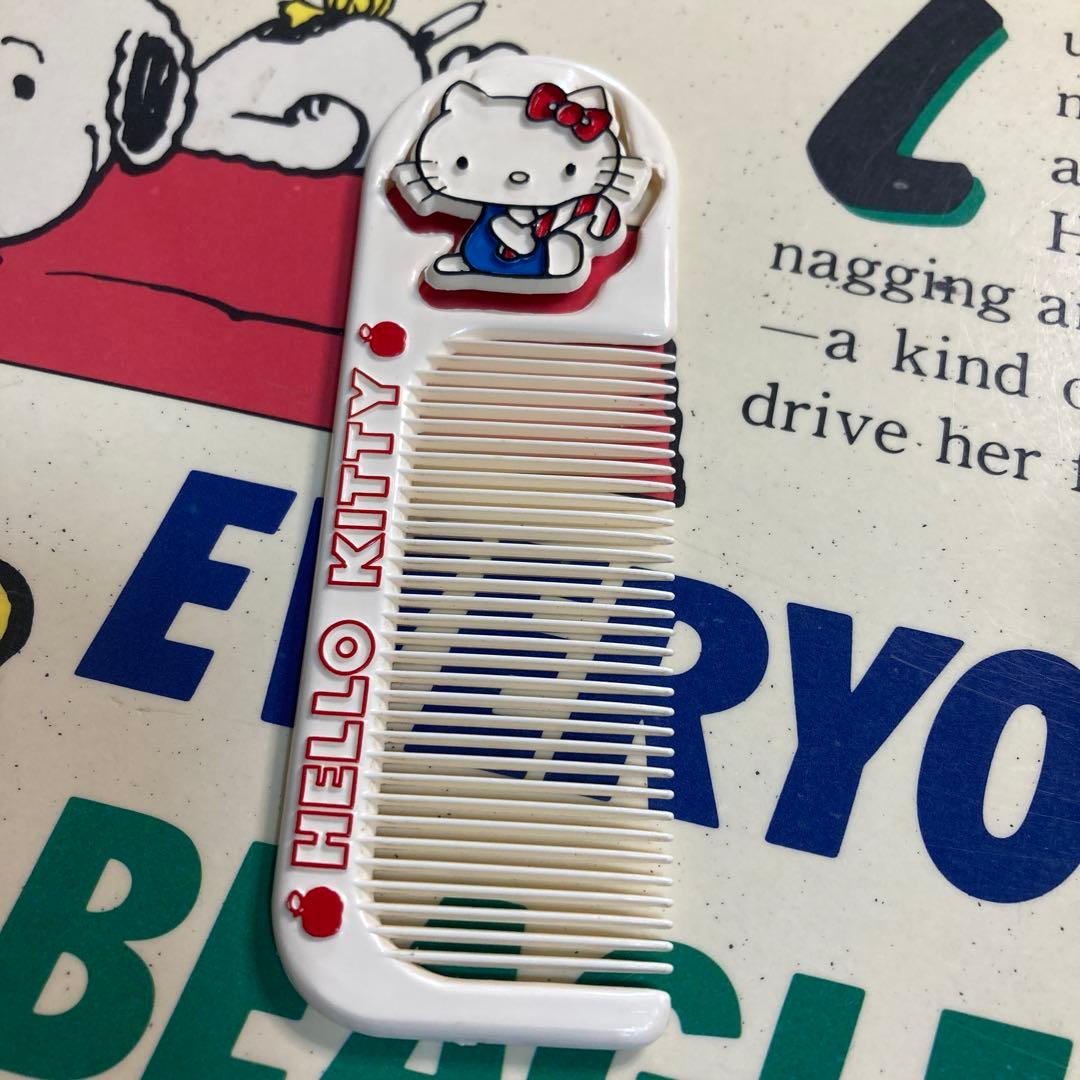 ハローキティ コーム ケース付き