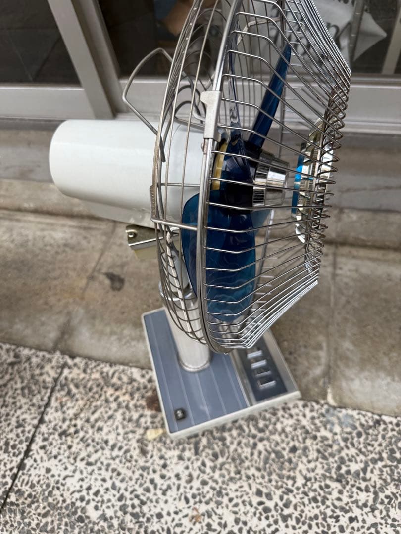 M*す様 昭和レトロ東芝Toshiba Crystal 扇風機「SF-30R」青