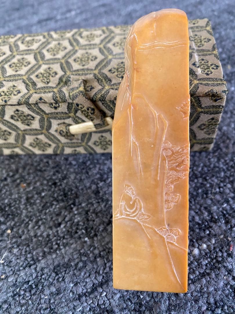 碓下黄・岱下黄　印材　落款印　中国古印材　豪刻 判子　印鑑　印泥　書道　硯　古墨