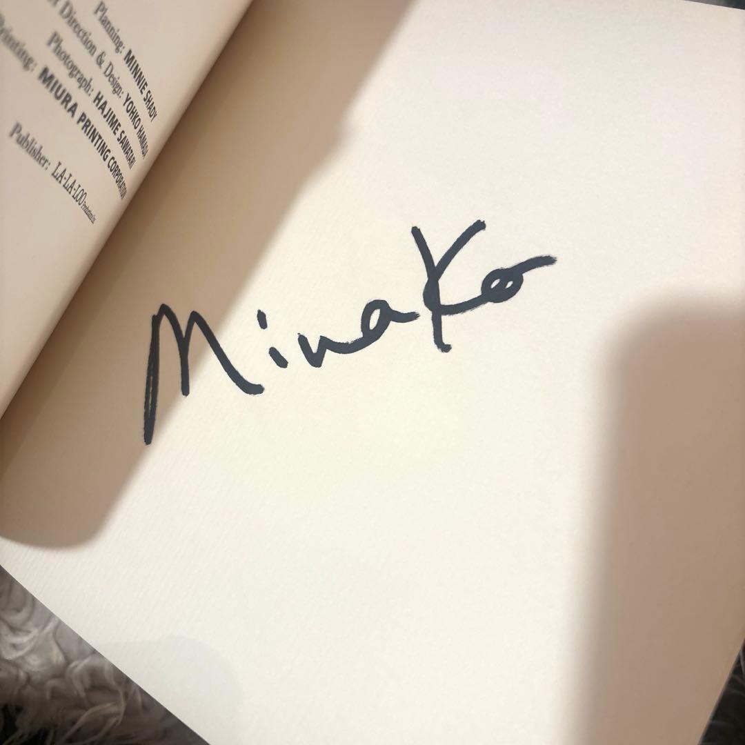 【希少品】吉田美奈子 MINAKO YOSHIDA サイン入り写真集