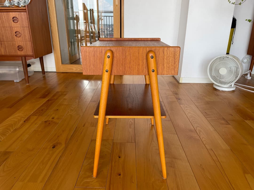 スウェーデン製/サイドチェスト/チーク材ビーチ材