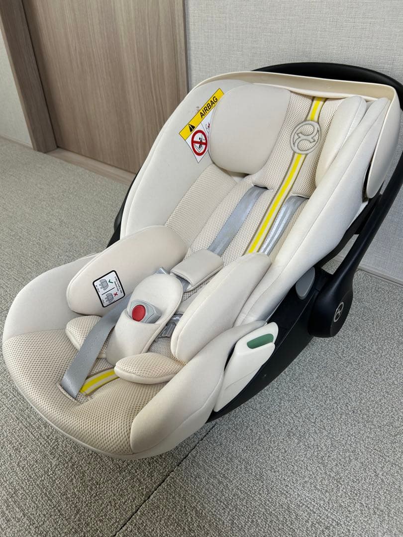 サイベックスクラウドG i-Size シーシェルベージュ(コネクトセット)