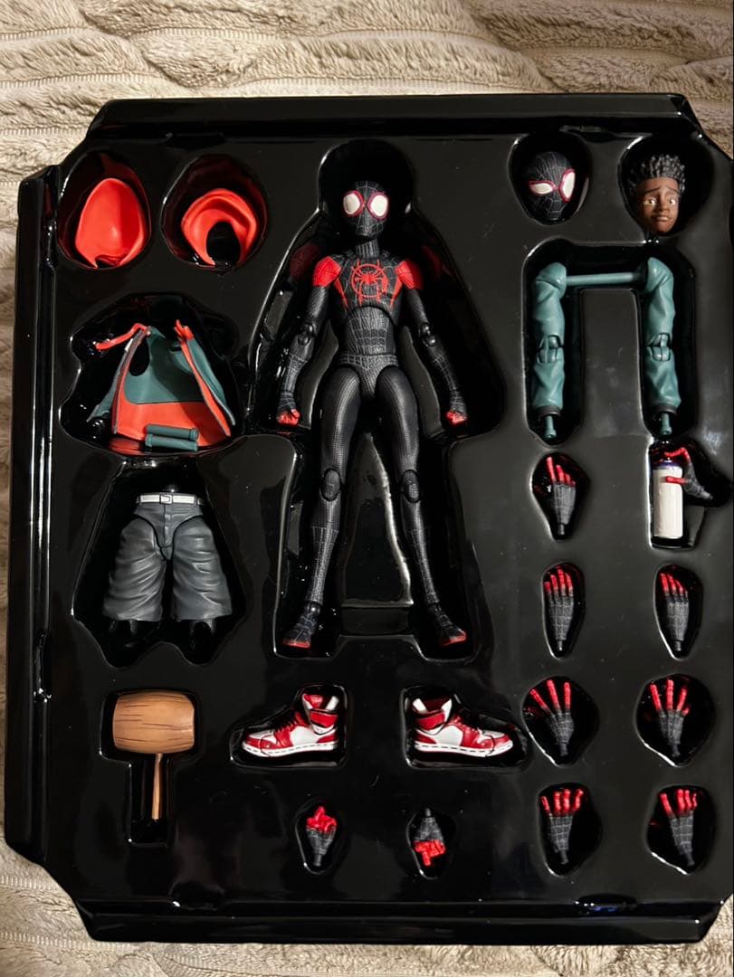 正規品　千値練　スパイダーマン: スパイダーバース マイルズ・モラレス