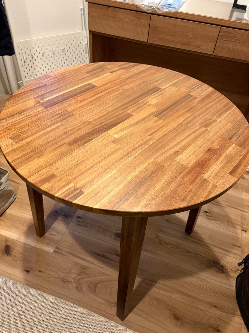 【美品・送料込】IKEA ナッカンネース 円卓 テーブル アカシア材
