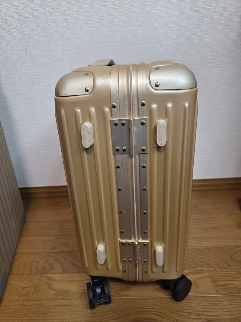 新品/美品/未使用　MAIMO　Gran Frame ゴールド　Sサイズ