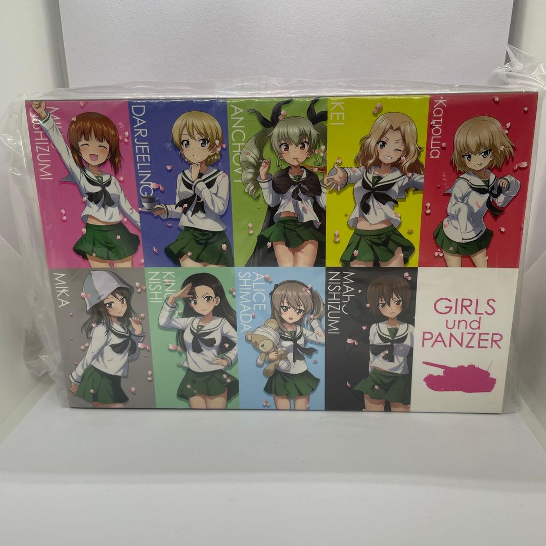 【新品未使用】ガルパン 戦車道大作戦!ダーツセット「隊長チーム」