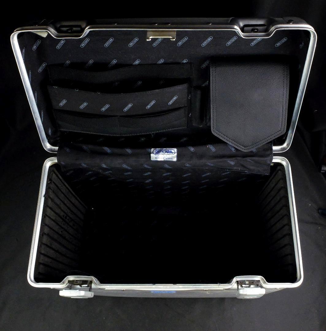 リモワ TOPAS『パイロットケース』アルミニウム（XL）38L（1420）