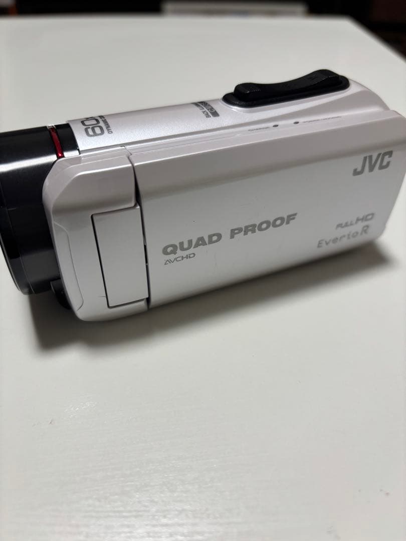 JVCケンウッド Everio R GZ-R400-W 動作品