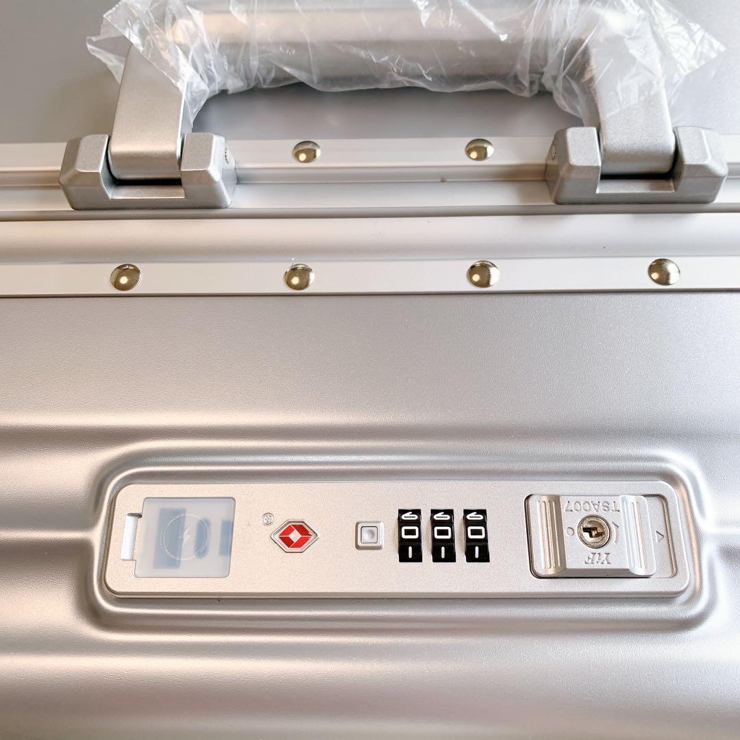 高機能‼️ スーツケース ストッパー付　シルバー フロントオープン　Mサイズ