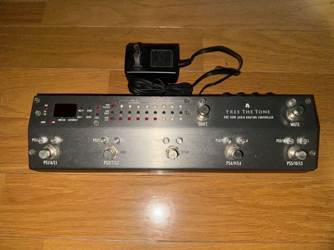 Free The Tone ARC-53M Silver スイッチャー