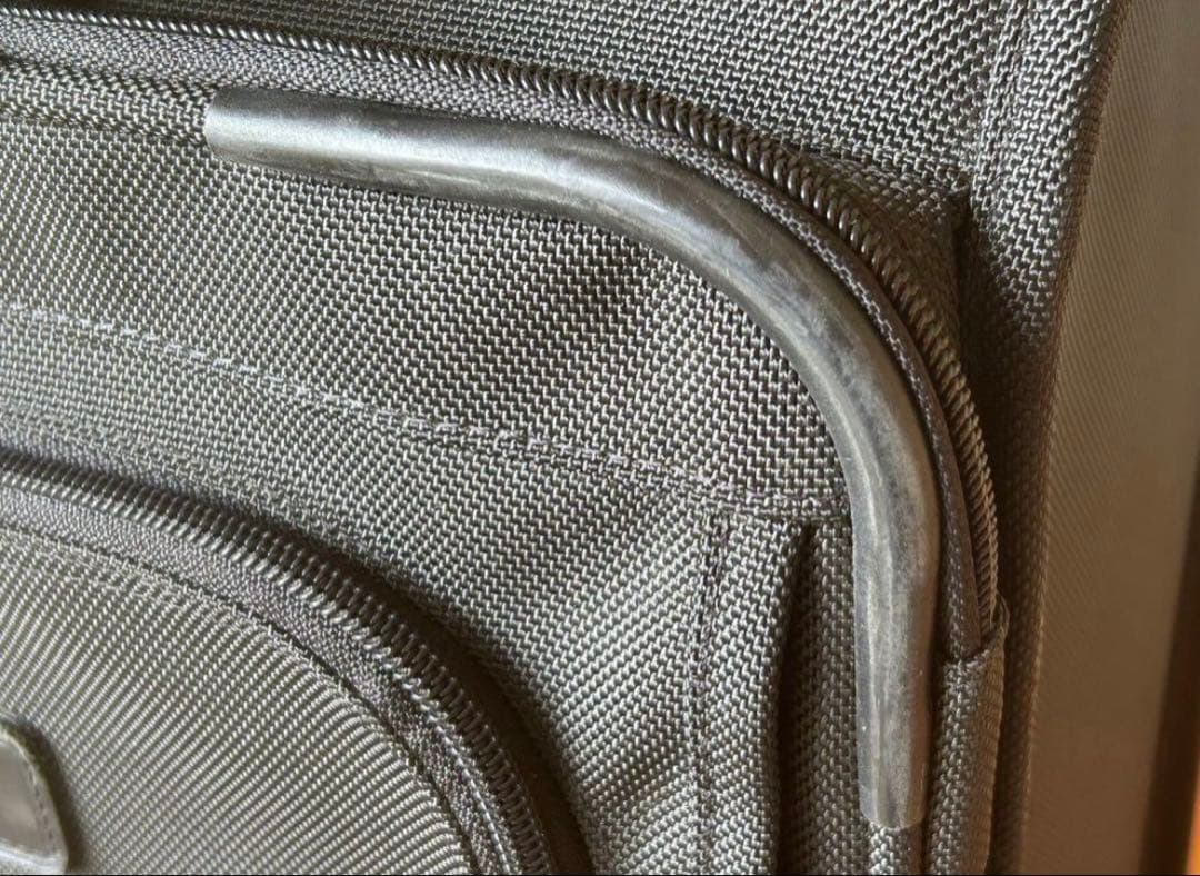 TUMIキャリーケース 2243D4 機内持込み可