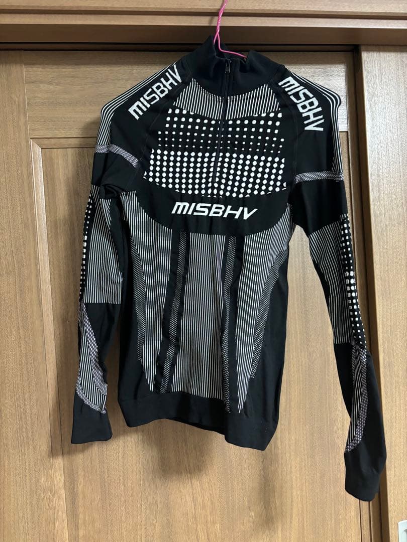 misbhv sport ミスビヘイブ　スポーツトップス　サイズxs