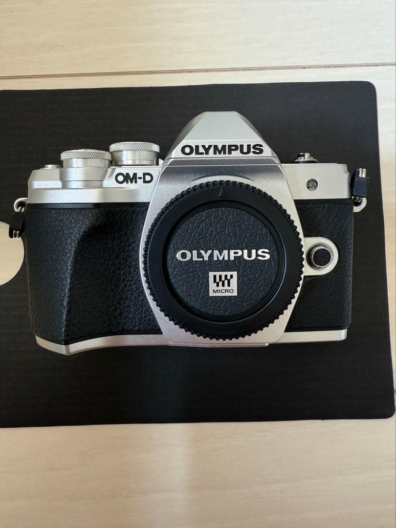 OLYMPUS E-M10 MarkⅢ