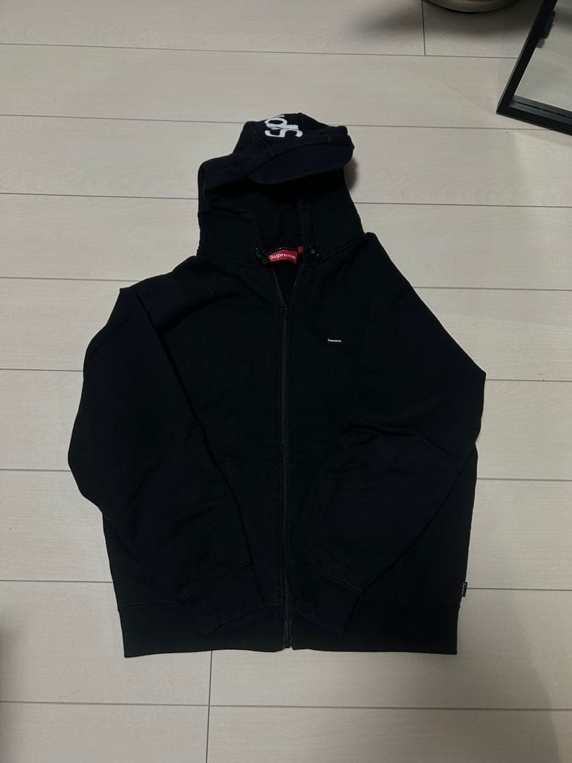 Supreme ブラック ジップアップパーカー