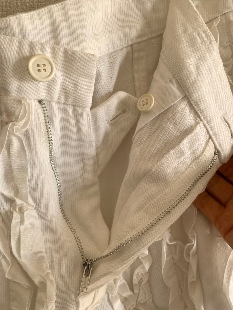 コムデギャルソン サルエルパンツです