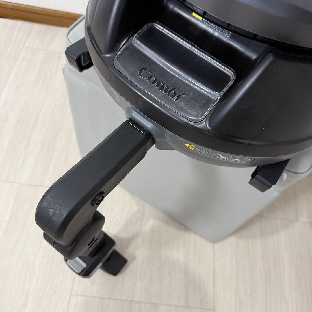 【美品】コンビ クルムーヴスマート ISOFIX エッグショック JL-590