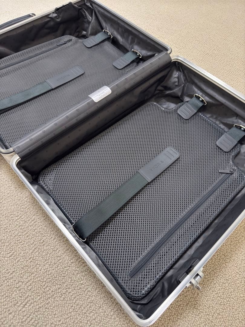 【生涯保証】【極美品】 RIMOWA Classic Cabin 36L