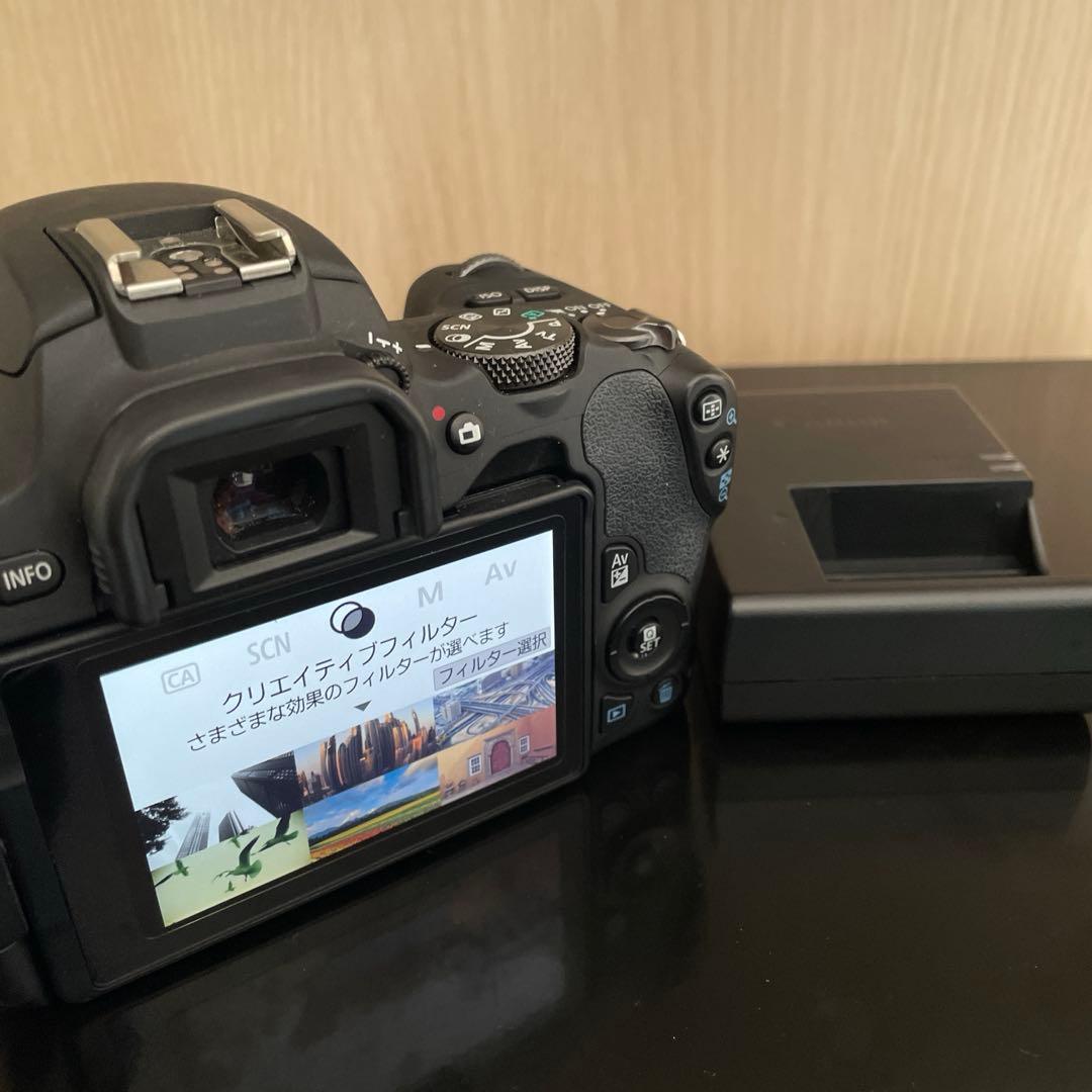 【破格】Canon EOS Kiss X9 ダブルズームキット