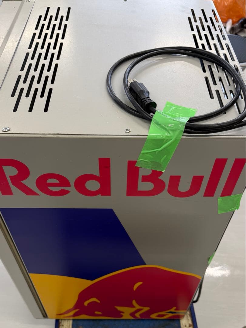 RED BULL レッドブル非売品冷蔵庫