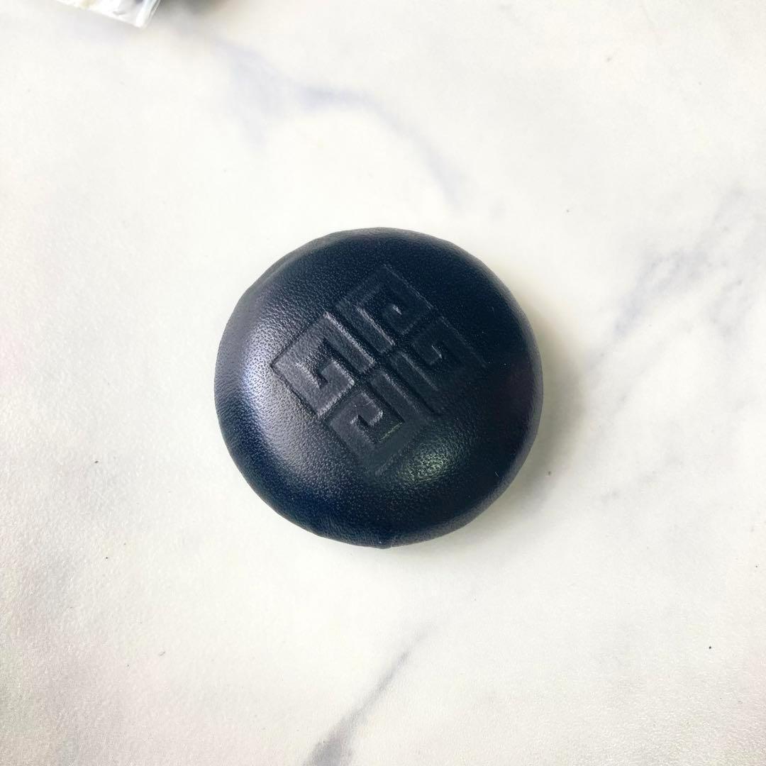 未使用級 GIVENCHY バニティバッグ ゴールド金具 レザー ブラック