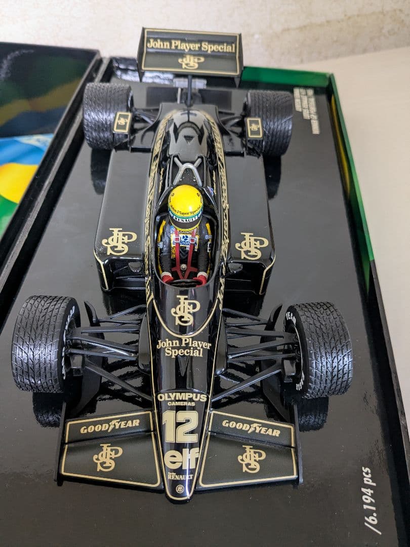 F1 MINICHAMPS 1/18 ロータスルノー97T アイルトン・セナ