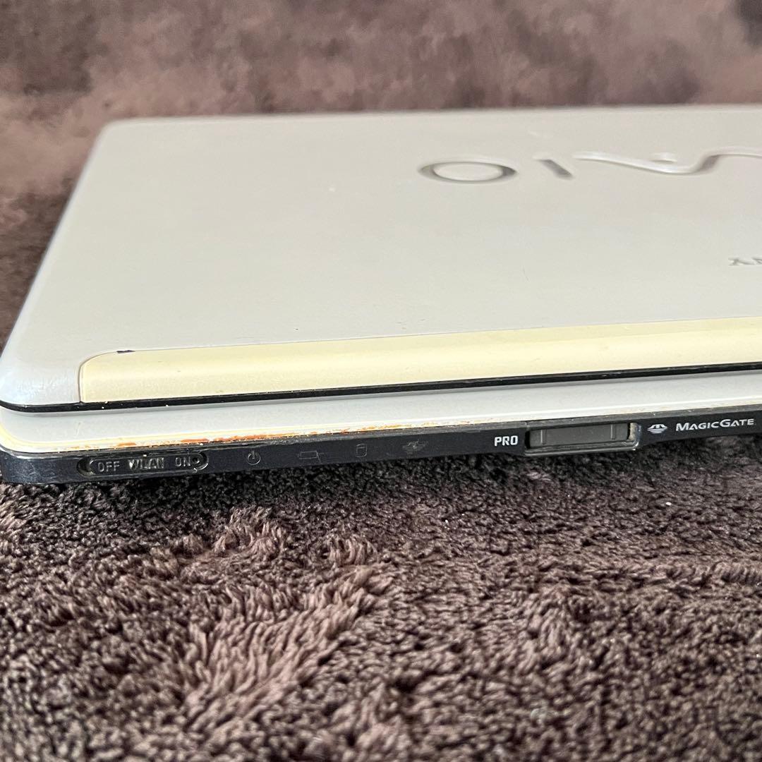 VAIO ノートパソコン 14インチ シルバー