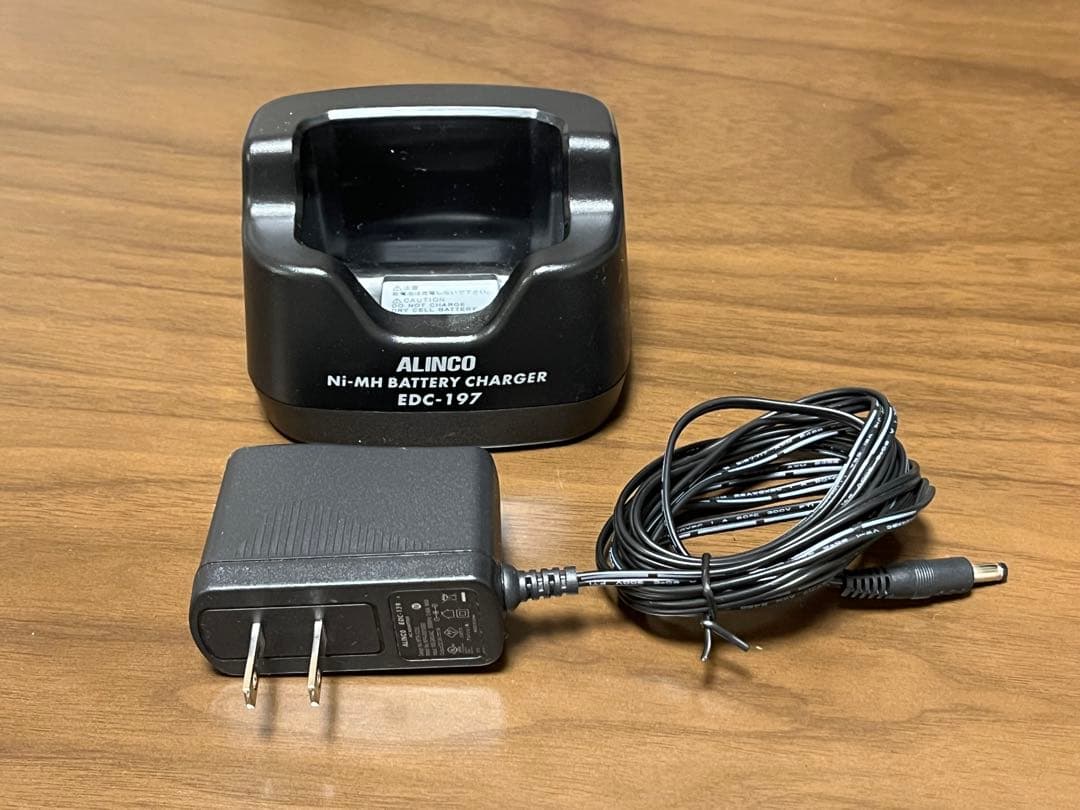 ALINCO DJ-X81 受信機 バッテリー充電器付き