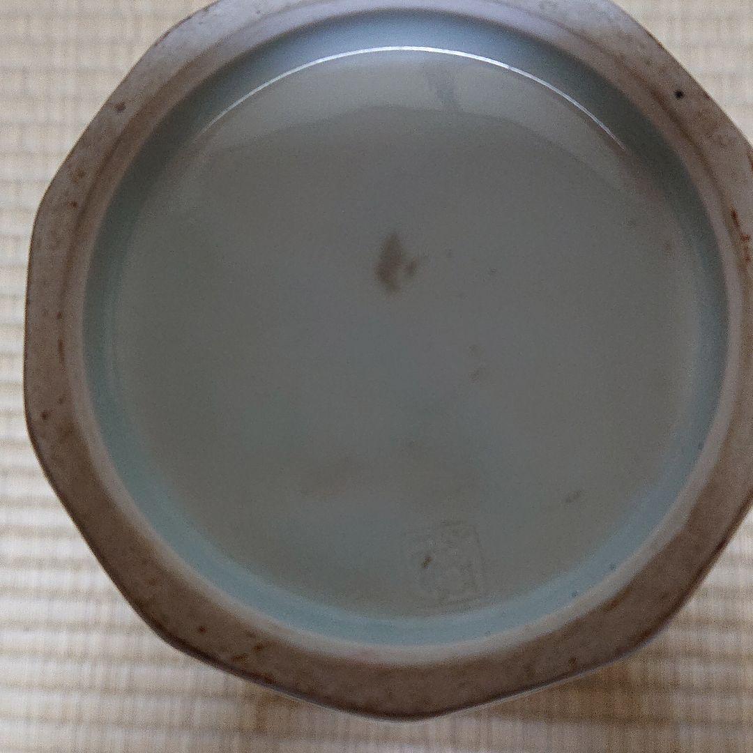 伊東翠壺の花瓶です。