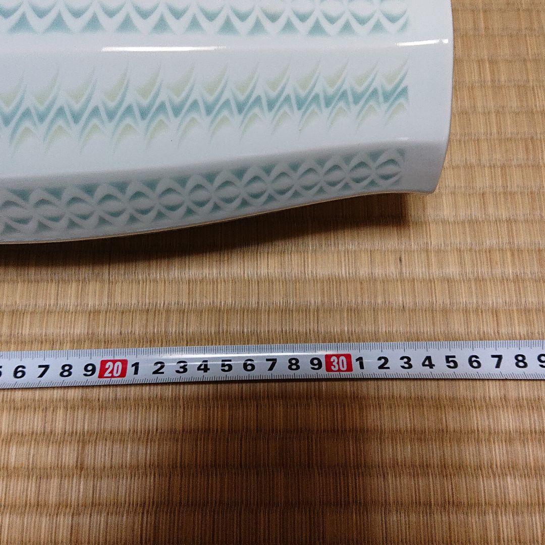 伊東翠壺の花瓶です。