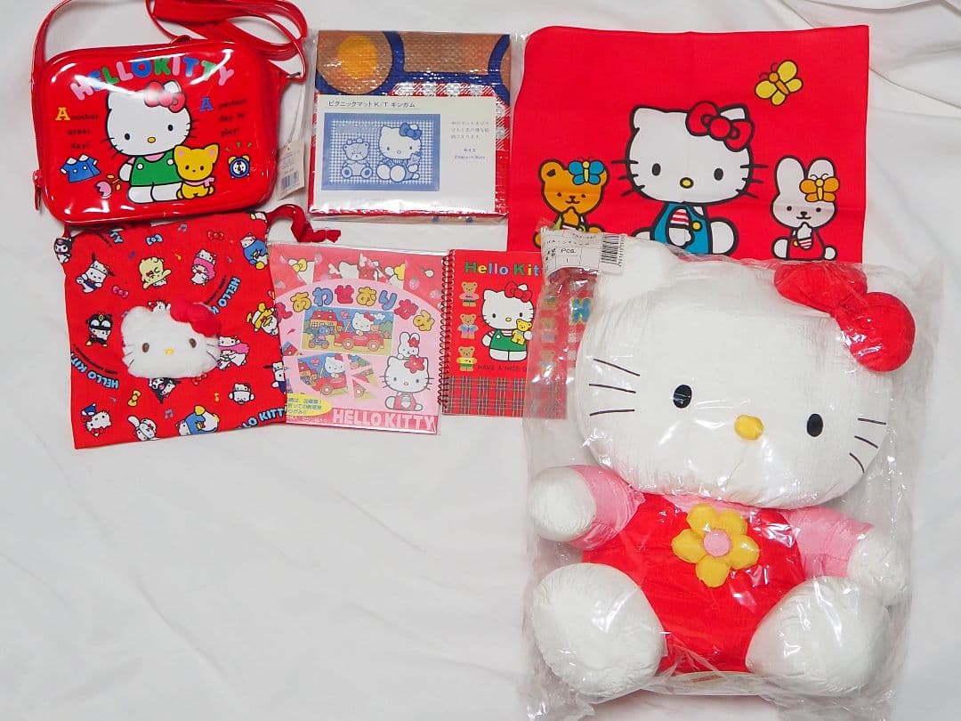 希少品　サンリオ　キティ　ぬいぐるみ　バック　レトロ　キティ展 1984