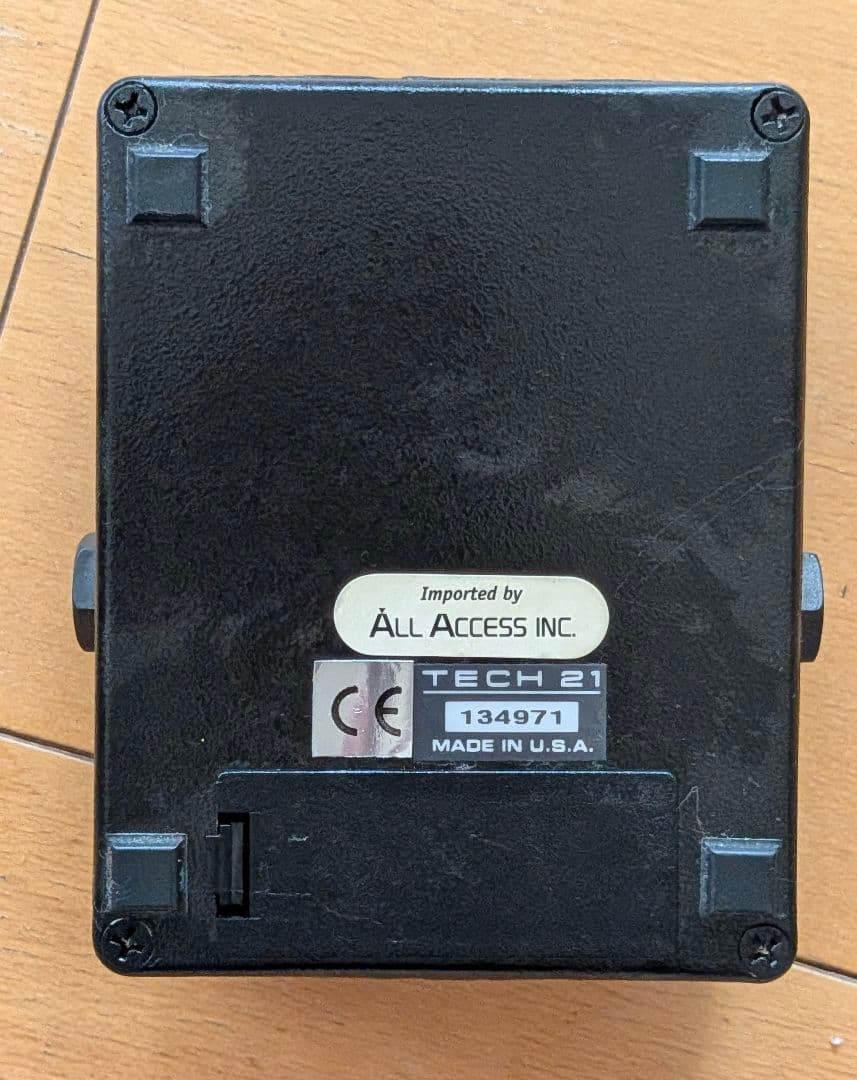 [値下げしました！]TECH 21 SansAmp GT2 ギターエフェクター