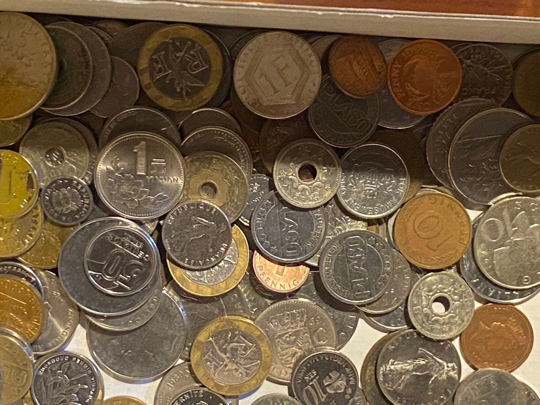 サ*ウ様 外国古銭　まとめ売り　約5キロ