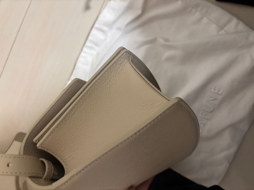 CAFUNÉ ベージュ ショルダーバッグ