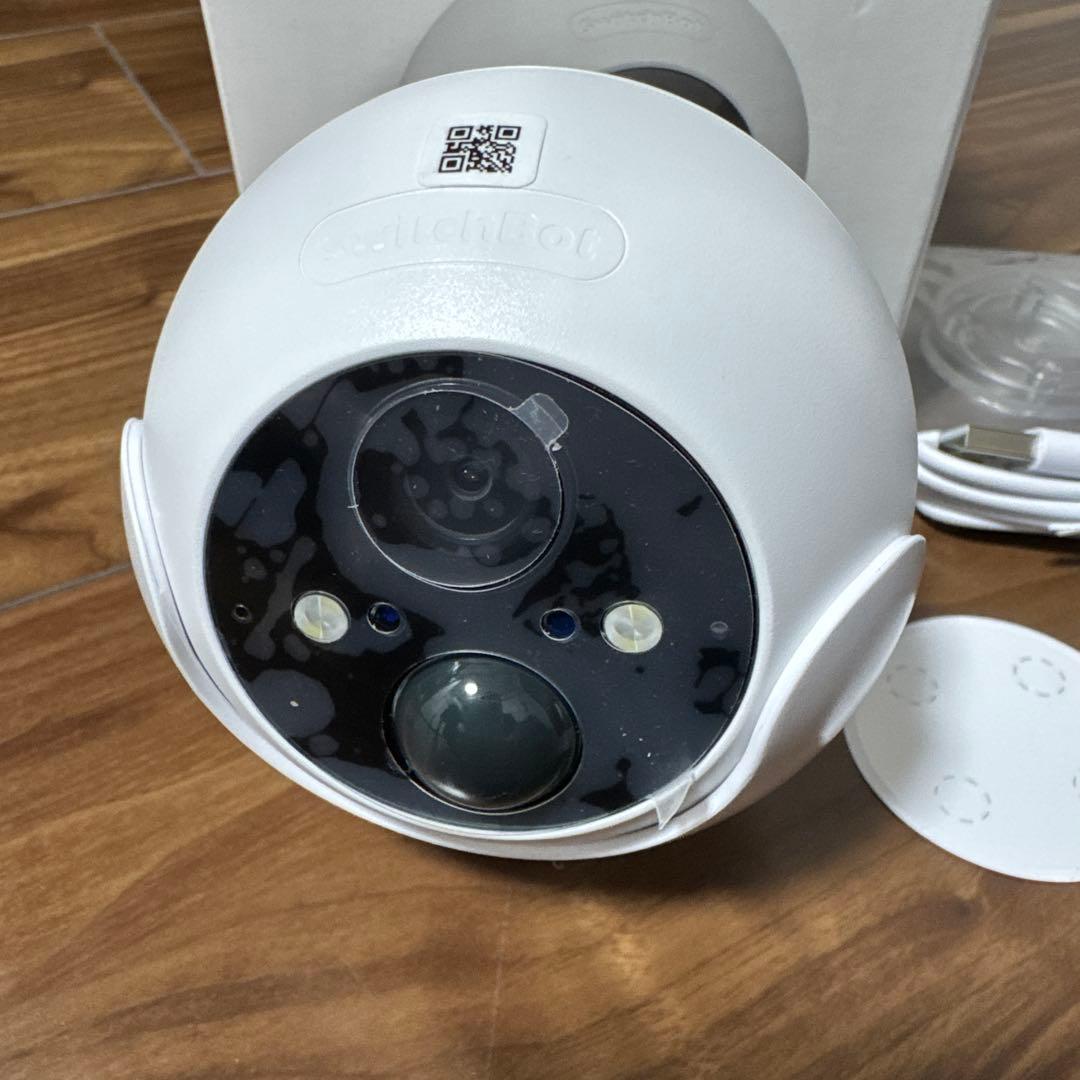 【ほぼ新品】SwitchBot屋外カメラ 3MP 防水