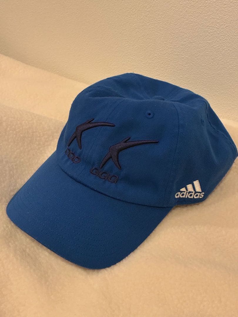 kdg adidas ブルーキャップ