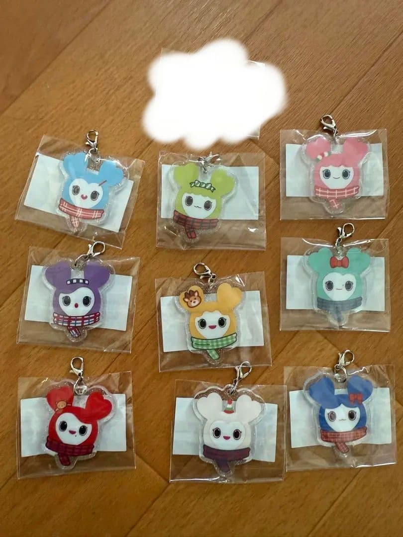JYPポップアップ限定　TWICE lovelys チャーム