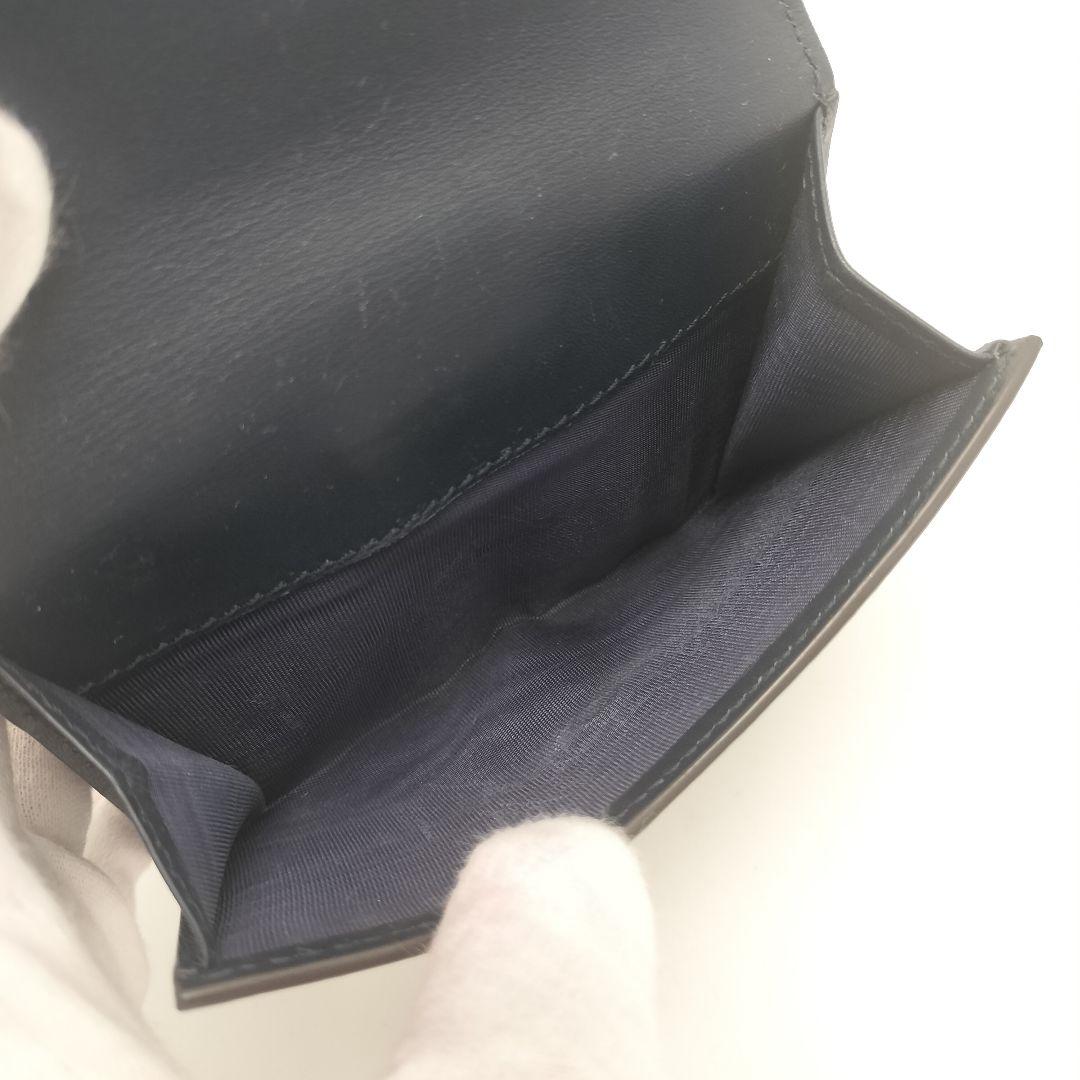 未使用に近い✨グッチ　折り財布　リボン