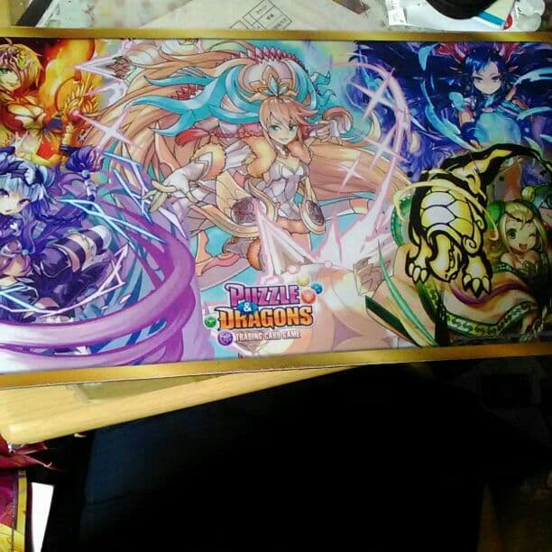 スリーブとプレイマット