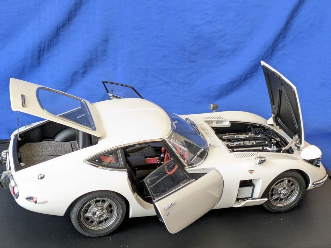 【美品】デアゴスティーニ 1/10 週刊トヨタ 2000GT ホワイト 完成品