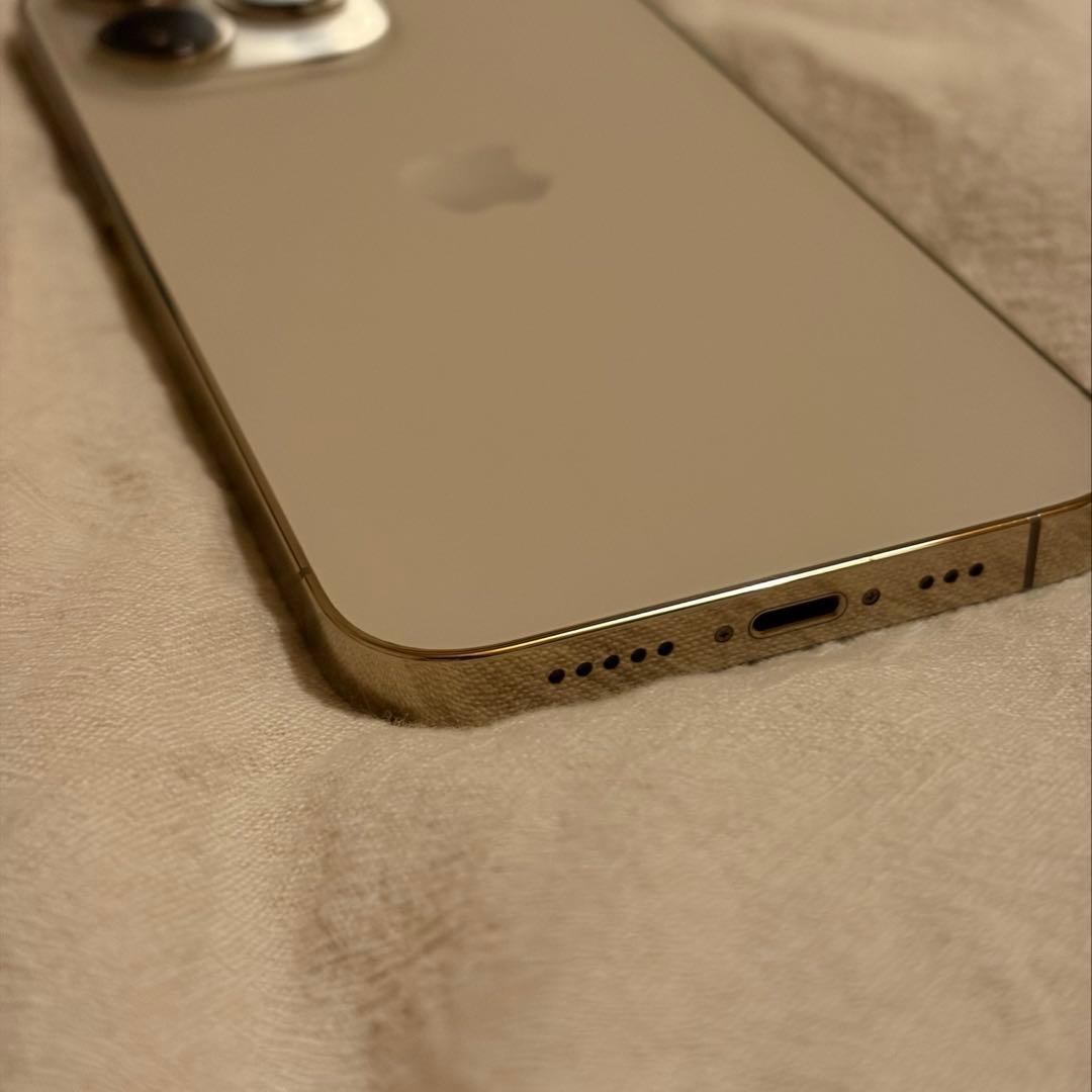 iPhone 13 Pro ゴールド 256GB 本体 SIMフリー　美品