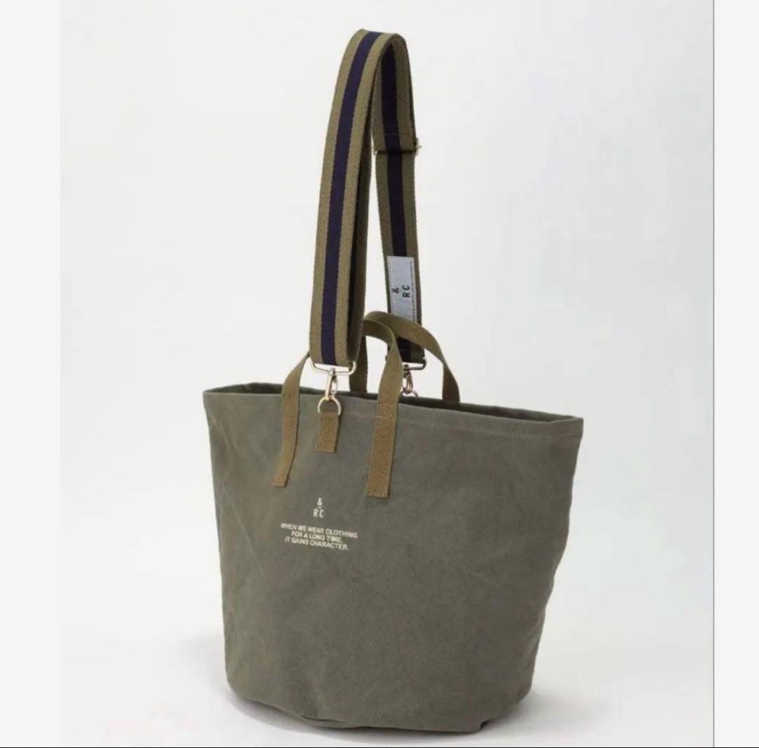 カレンソロジー　ニューヘルメットバッグ