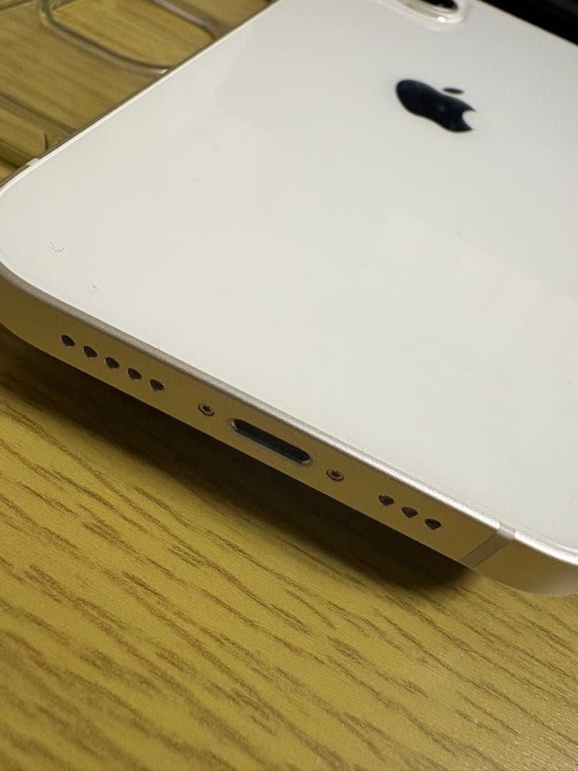 Apple iPhone13 128GB ホワイト 中古美品！